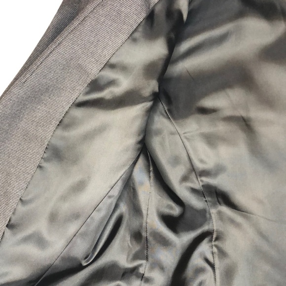 Business Pantsuit - Picture 4 of 4